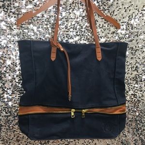 Abercrombie Navy and Tan Tote Purse
